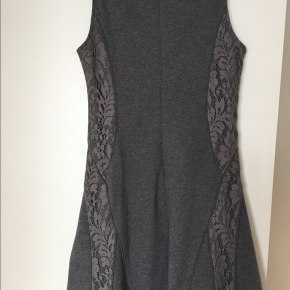 CeCe gray cotton and lace dress size 2 - Picture 2 of 3